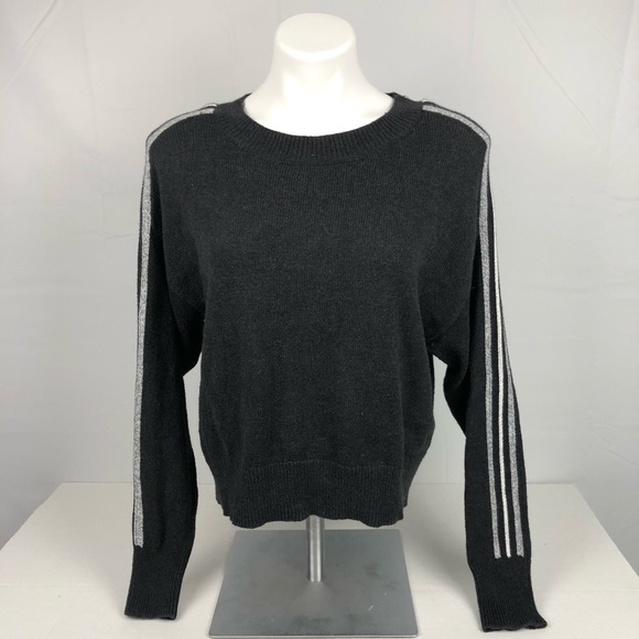 American Eagle Outfitters Sweaters - American Eagle Black & White Warm Crewneck Sweater